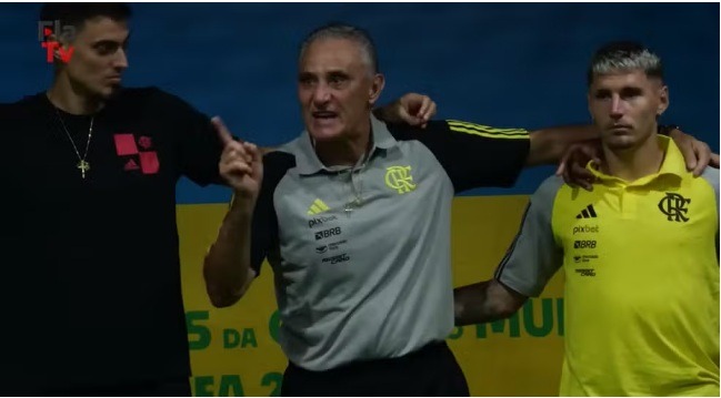 Bastidores: vitória do Flamengo tem bronca de Tite em Gabigol por comportamento no pênalti