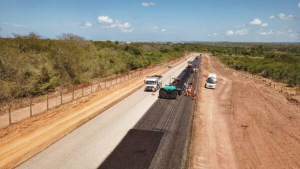 Governo anuncia edital de licitação para recuperação de estradas no interior do RN