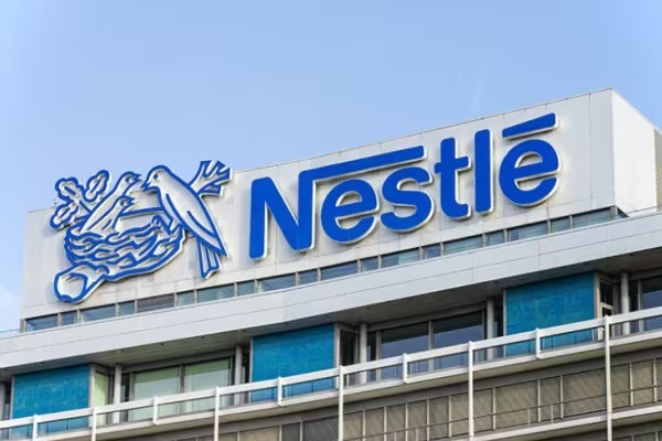 Pesquisa aponta que Nestlé adiciona açúcar em produtos para bebês apenas em países pobres