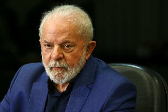 Pedido de impeachment de Lula soma 320 mil assinaturas em cinco dias