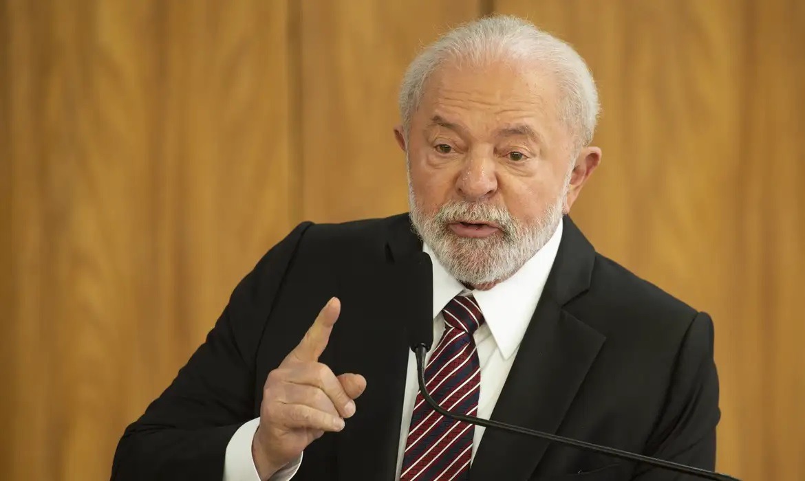 Pedido de impeachment de Lula tem mais assinaturas do que os que derrubaram Dilma e Collor