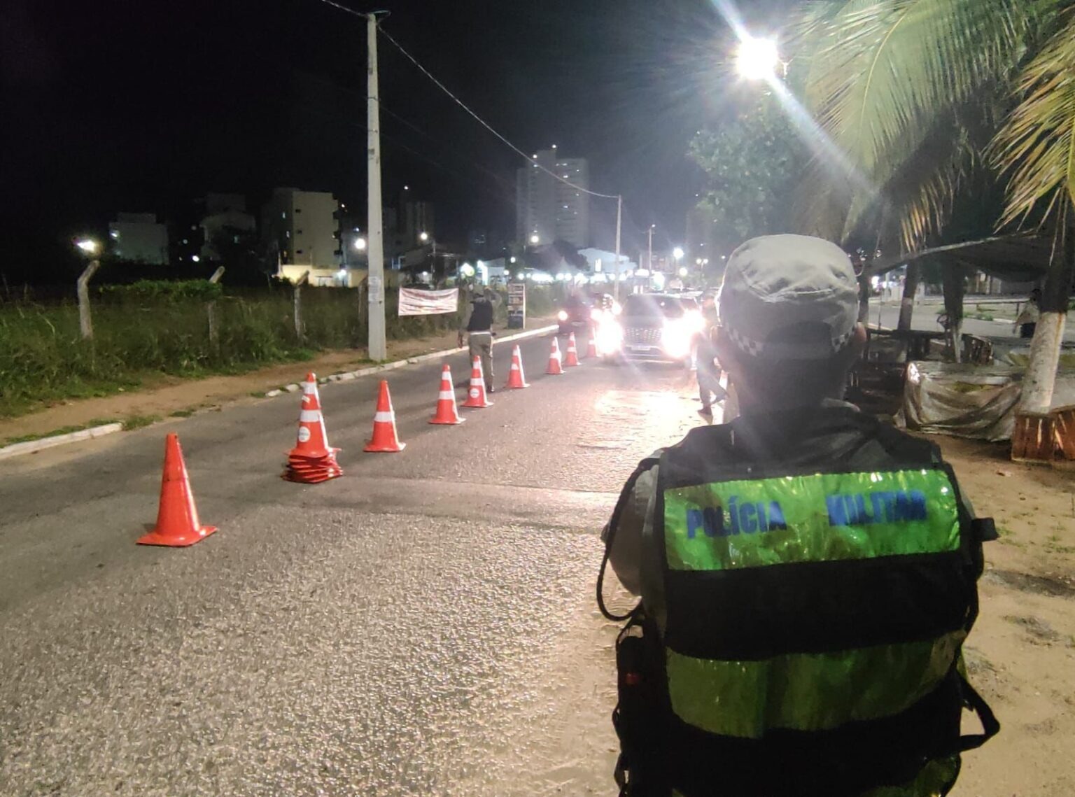 Lei Seca flagra duas mulheres dirigindo embriagadas em Nova Parnamirim