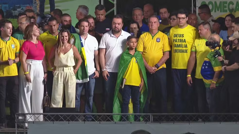 VÍDEO: 'Não tenho medo de qualquer julgamento, desde que juízes sejam isentos', diz Bolsonaro; ASSISTA