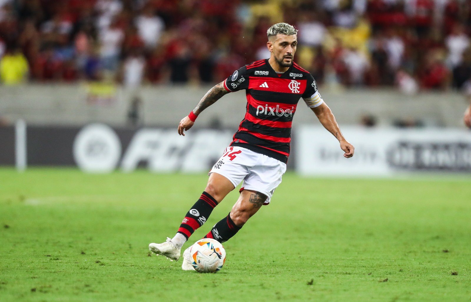 VÍDEO: Pintura e estrela de estreante garantem ao Flamengo vitória na Libertadores; veja os gols