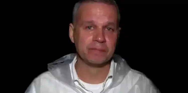 VÍDEO: Âncora da CNN Brasil chora ao vivo durante cobertura da tragédia no RS 