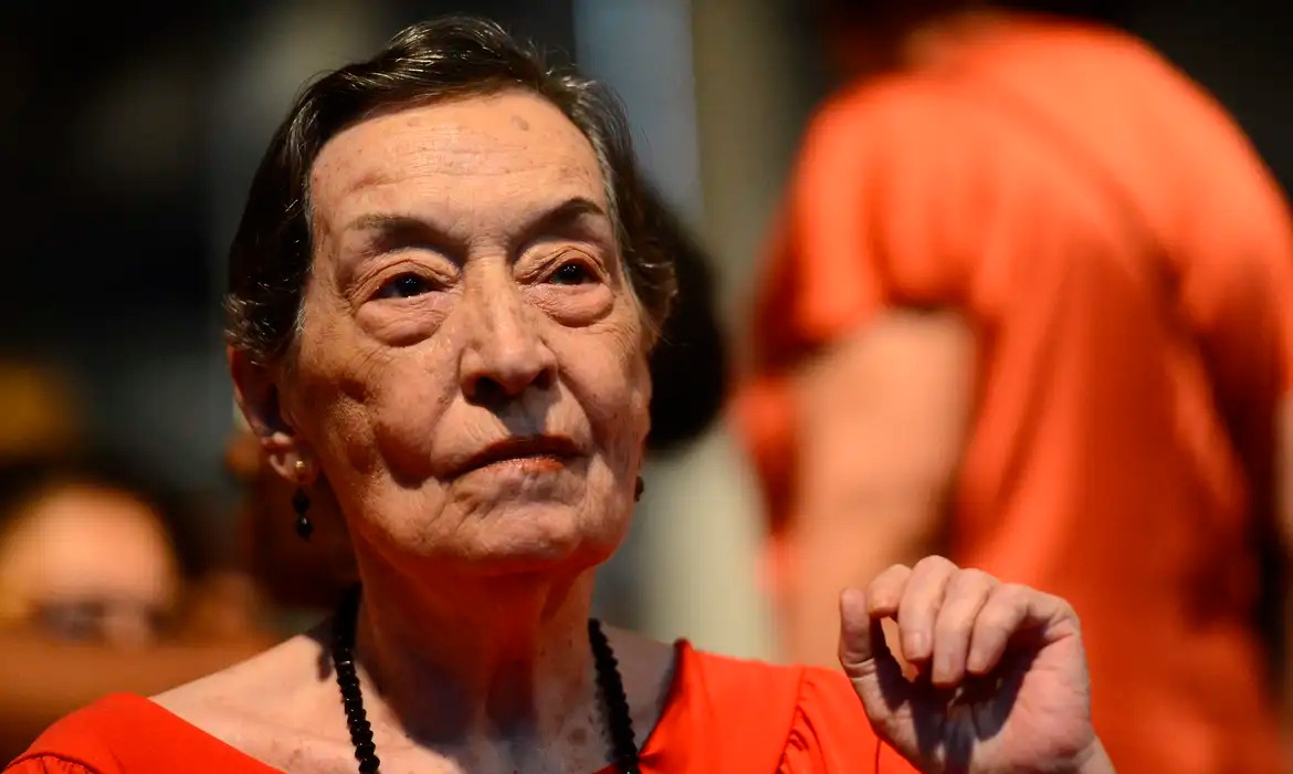 Morre ex-deputada federal considerada ícone da economia brasileira