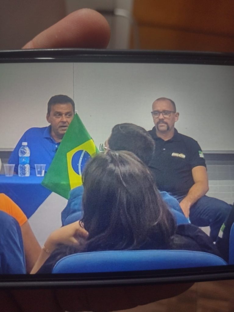 Deputado Sargento Gonçalves vai a evento com Carlos Eduardo, que votou em Lula