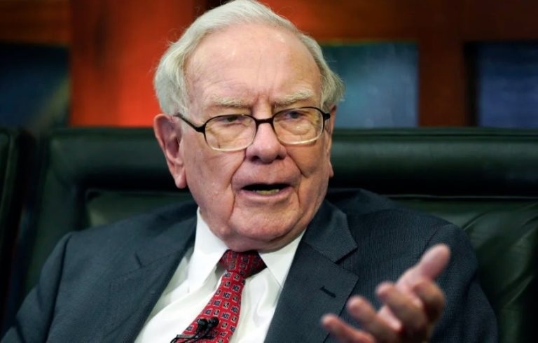 Warren Buffett define testamento e deixa fortuna de R$ 720 bilhões para fundo de caridade supervisionado por filhos