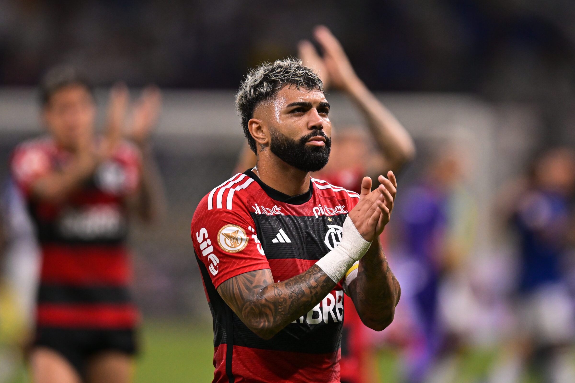 Flamengo não define preço de Gabigol e 'atrasa' saída para o Palmeiras