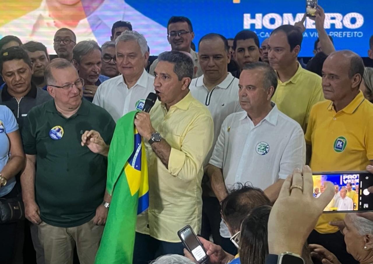 Com recorde de público, Salatiel e Homero oficializam pré-candidaturas, em Parnamirim