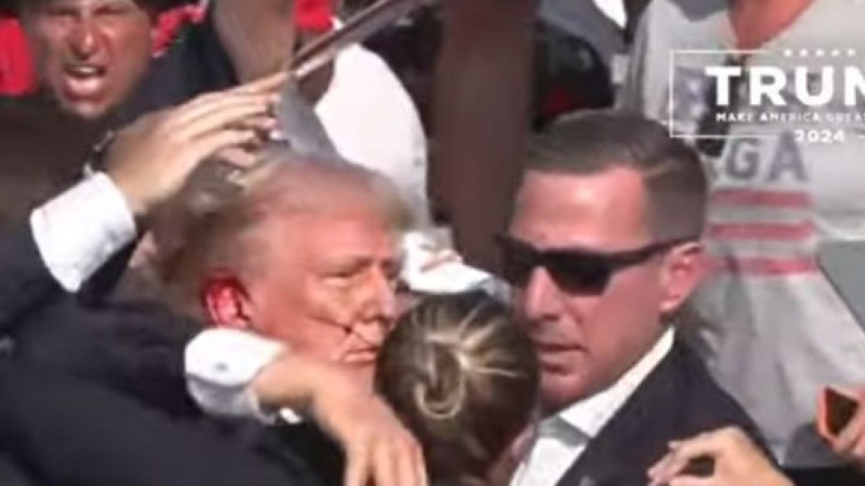 Bolsonaro se solidariza com Trump após atentado: "Nos veremos na posse"