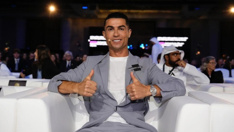 Cristiano Ronaldo cita Pelé e Messi e afirma: “Sou o melhor da história”