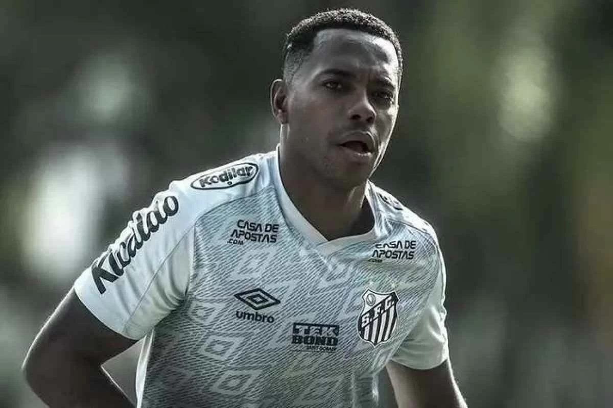 Defesa de Robinho recorre ao Supremo e pede que ex-jogador seja solto