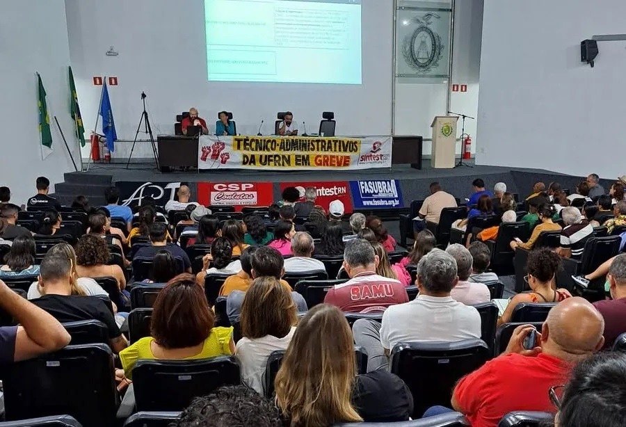 Servidores da UFRN e Ufersa anunciam paralisação de 24h para cobrar cumprimento de acordo de greve