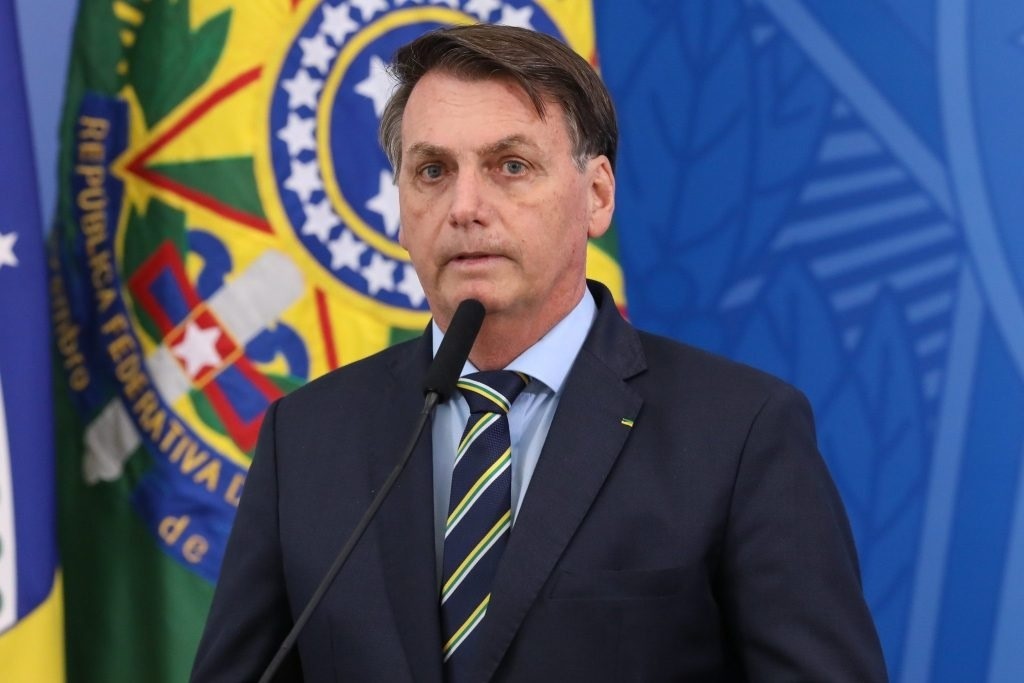 Bolsonaro diz que só consegue pagar advogados por causa de doações de apoiadores