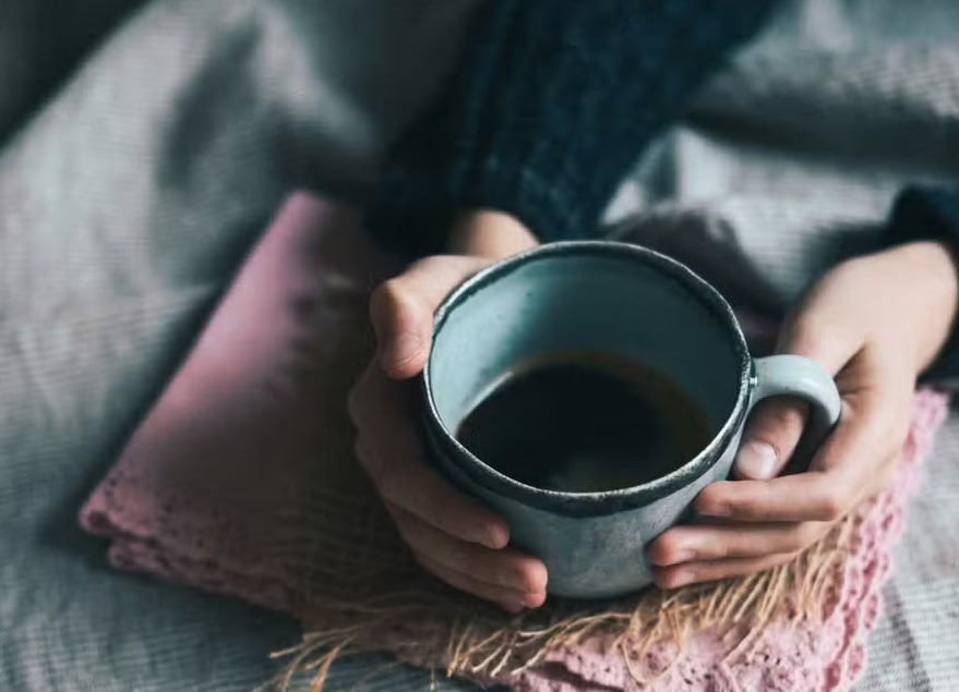 Cafeína faz mal? Entenda os riscos e benefícios