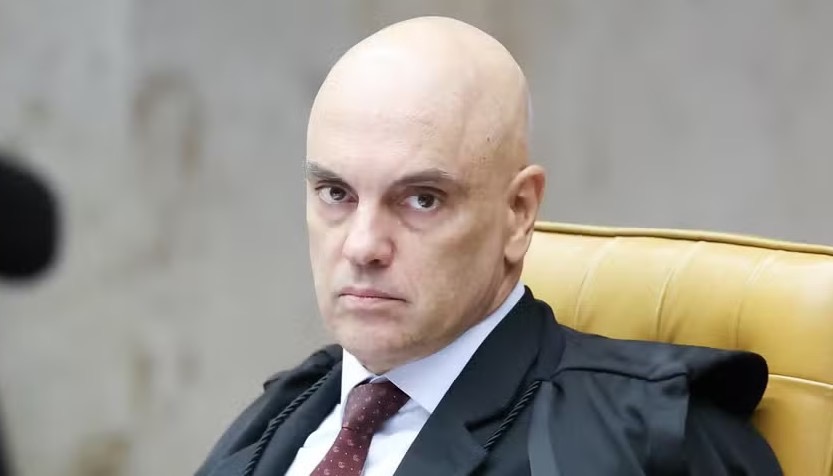Moraes vota para derrubar decisão da Câmara e manter processo contra Ramagem