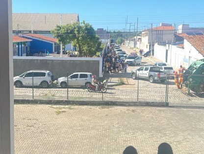 Estudante armado fere colega e professor em Mossoró