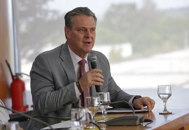 China suspende compra de frango do Brasil após caso de gripe aviária, diz ministro
