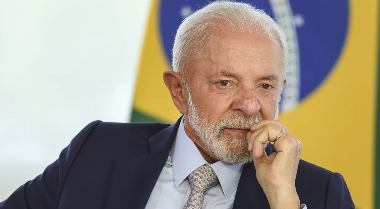Lula reúne ministros e líderes para discutir CPMI do INSS