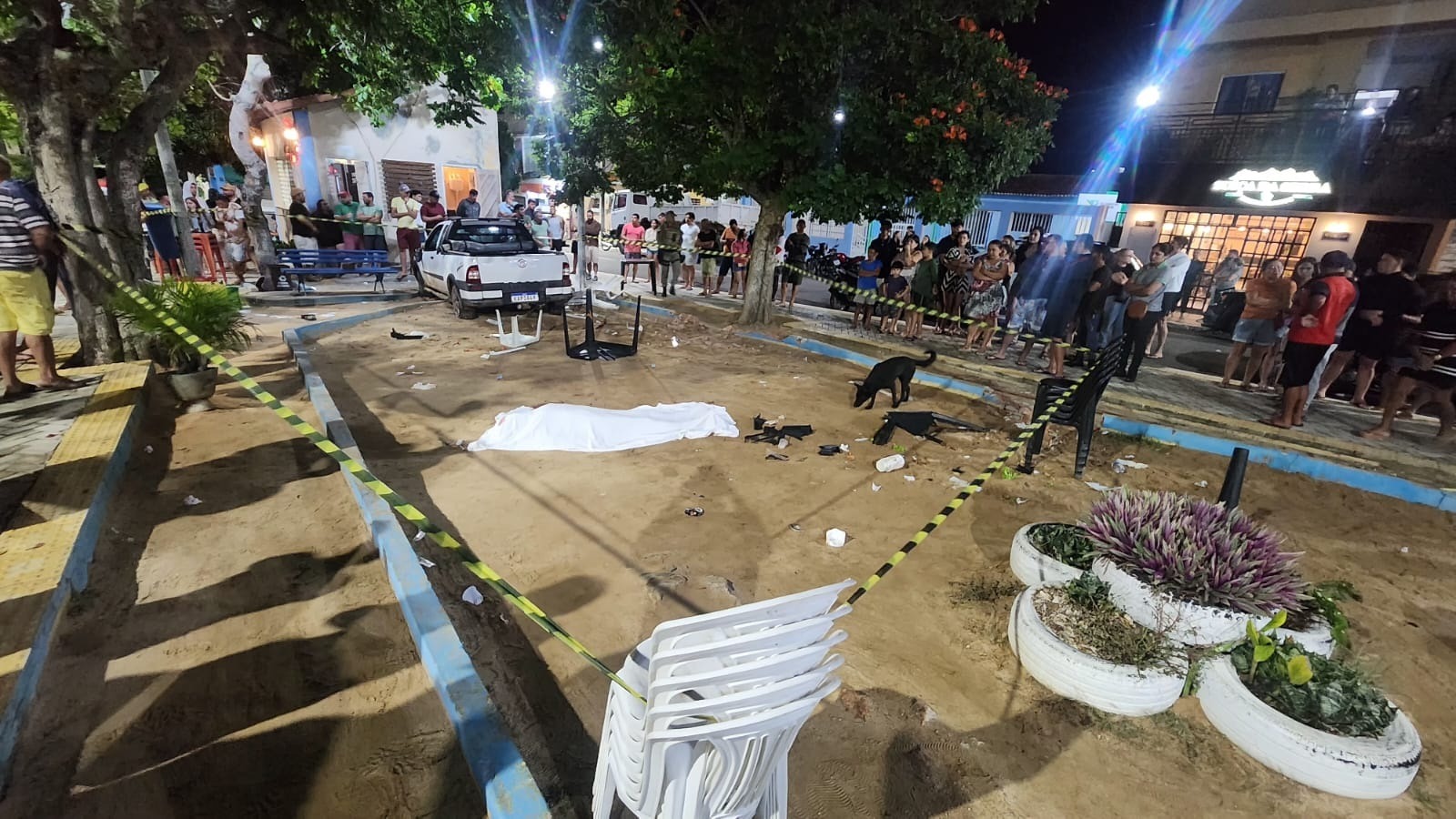 Mulher morre atropelada após carro invadir praça no interior do RN; motorista tinha sinais de embriaguez