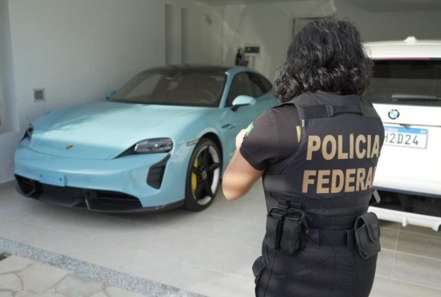 BMW em nome de esposa de ministro foi apreendido com “Careca do INSS”