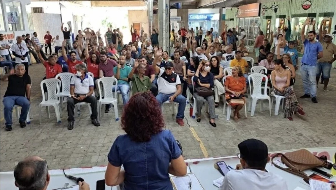 Servidores da UFRN e Ufersa realizam paralisação para cobrar cumprimento de acordo de greve
