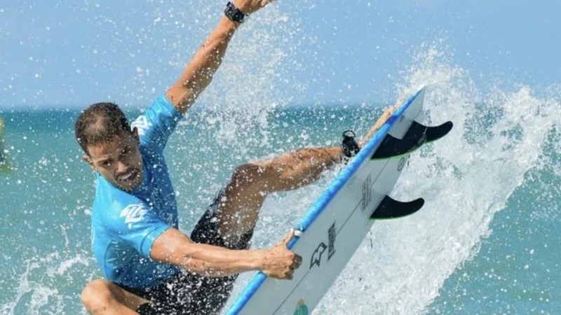 Potiguar Israel Júnior vence Etapa Natal do Brasil de Surfe