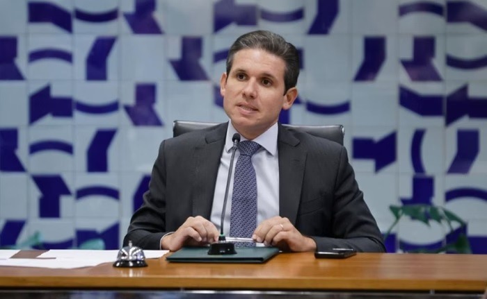 Motta alfineta governo: “Não pode gastar sem freio e passar volante para o Congresso”
