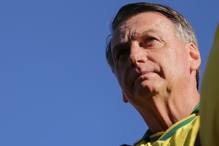 Centrão manda alerta a Bolsonaro sobre sua prisão