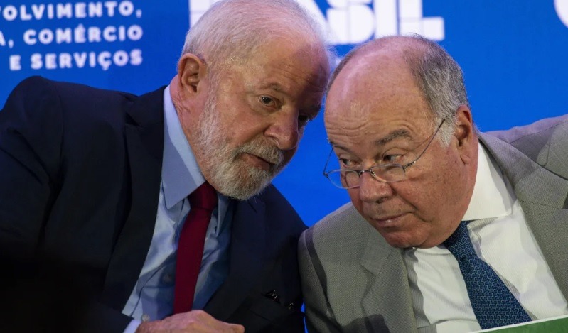 Governo Lula diz que sanção dos EUA não pode atingir Moraes no Brasil