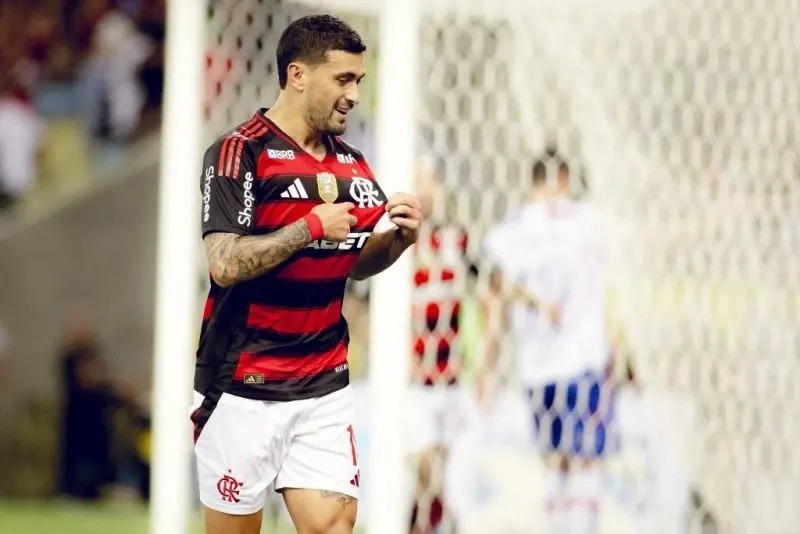 Flamengo atropela o Fortaleza e termina a rodada como líder do Brasileirão; veja classificação atualizada