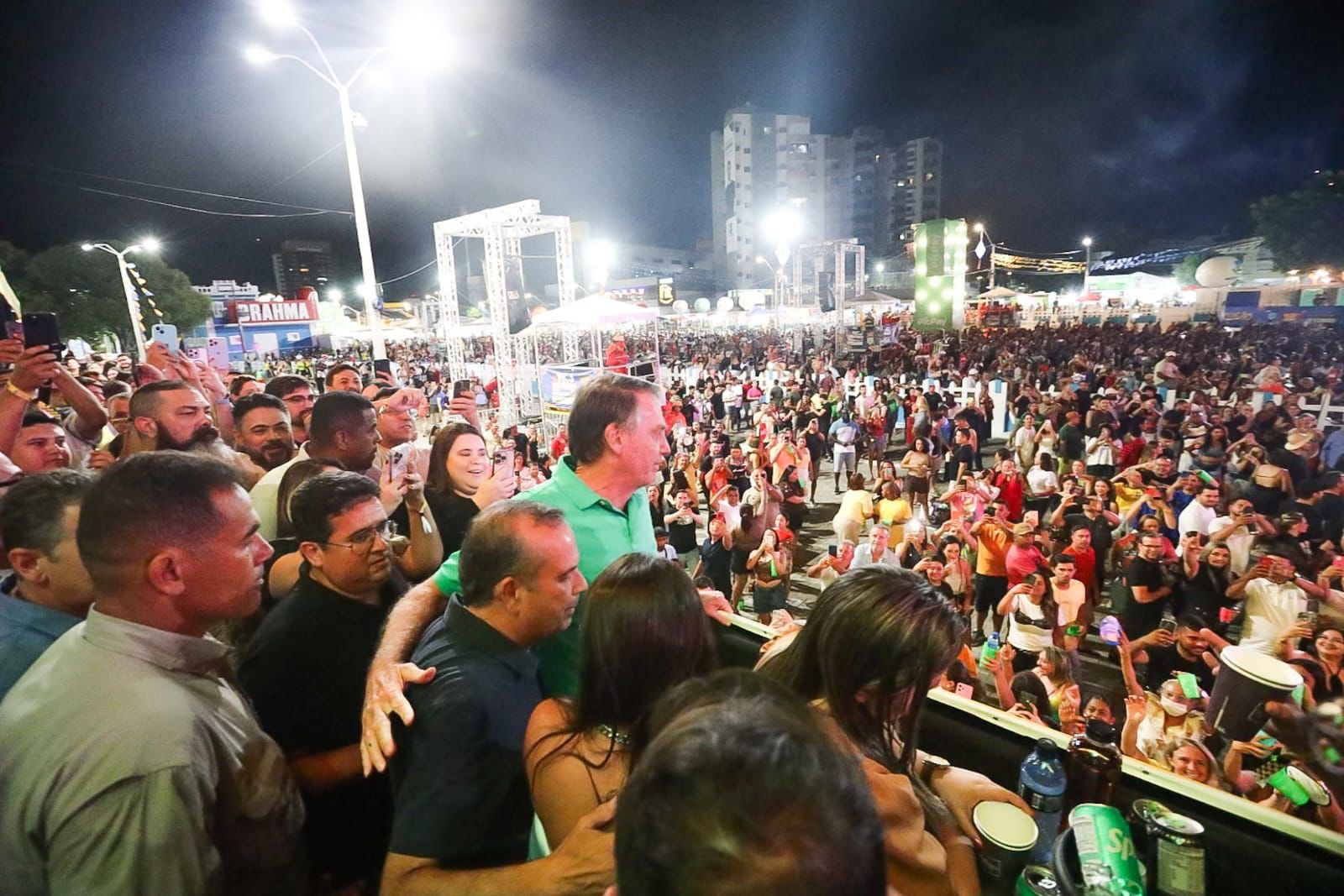 Bolsonaro encerra segundo dia do Rota 22 com participação no Mossoró Cidade Junina