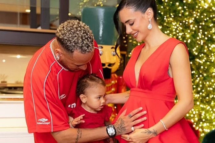 Nasce Mel, segunda filha de Neymar e Bruna Biancardi