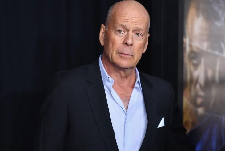 Ator Bruce Willis enfrenta avanço da doença e já não consegue mais falar e andar