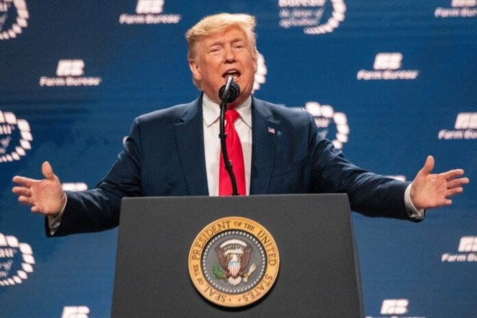 Trump avalia aplicar sanções contra o entorno de Lula