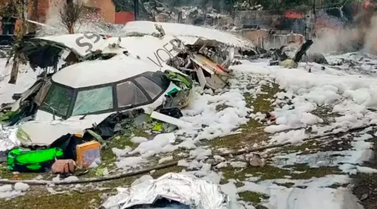 Quase um ano após ao acidente, testemunha diz que falha em avião da Voepass foi omitida em diário de bordo...