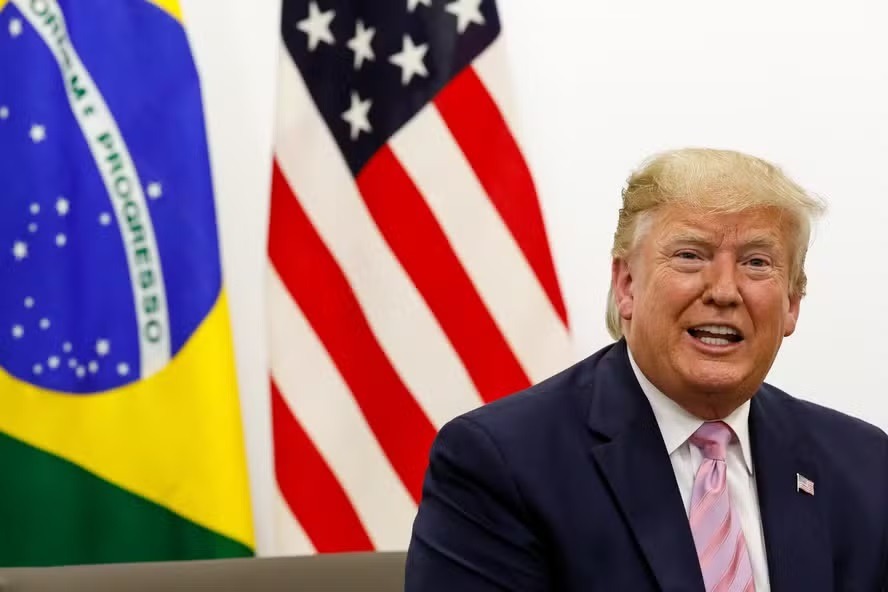 Tarifa extra de 50% dos EUA sobre produtos do Brasil entra em vigor