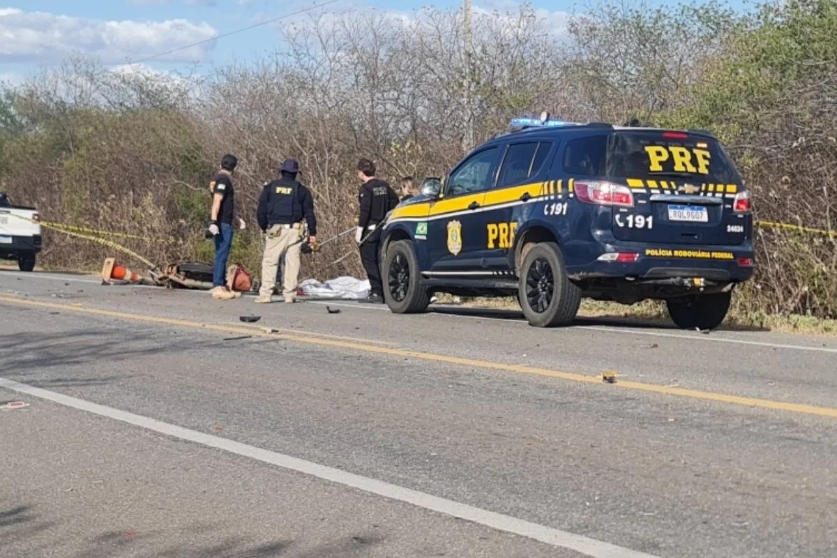 Colisão entre moto e caminhão mata motociclista em Mossoró
