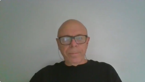Fotógrafo demitido de jornal após imagem de Moraes fazendo gesto obsceno questiona motivação: “Fica um ponto de interrogação”