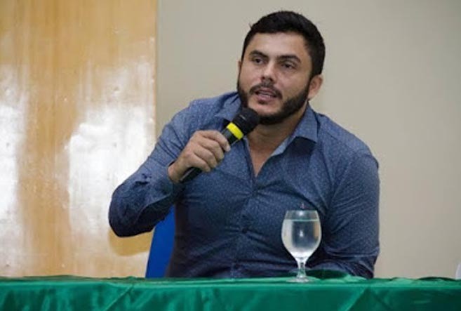 Crise na saúde pública de Mossoró atinge o secretário Almir Mariano
