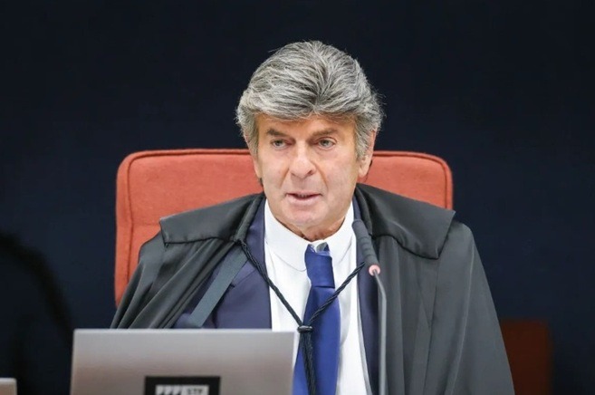 Ninguém pode ser punido por convicções morais, diz Fux