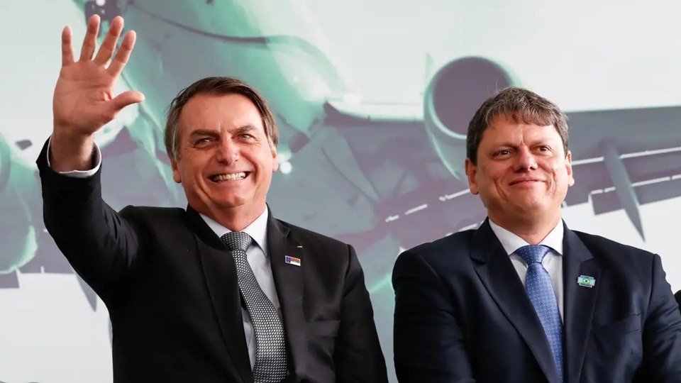 Tarcísio diz que Bolsonaro foi condenado ‘sem provas’ por STF e que penas são desproporcionais