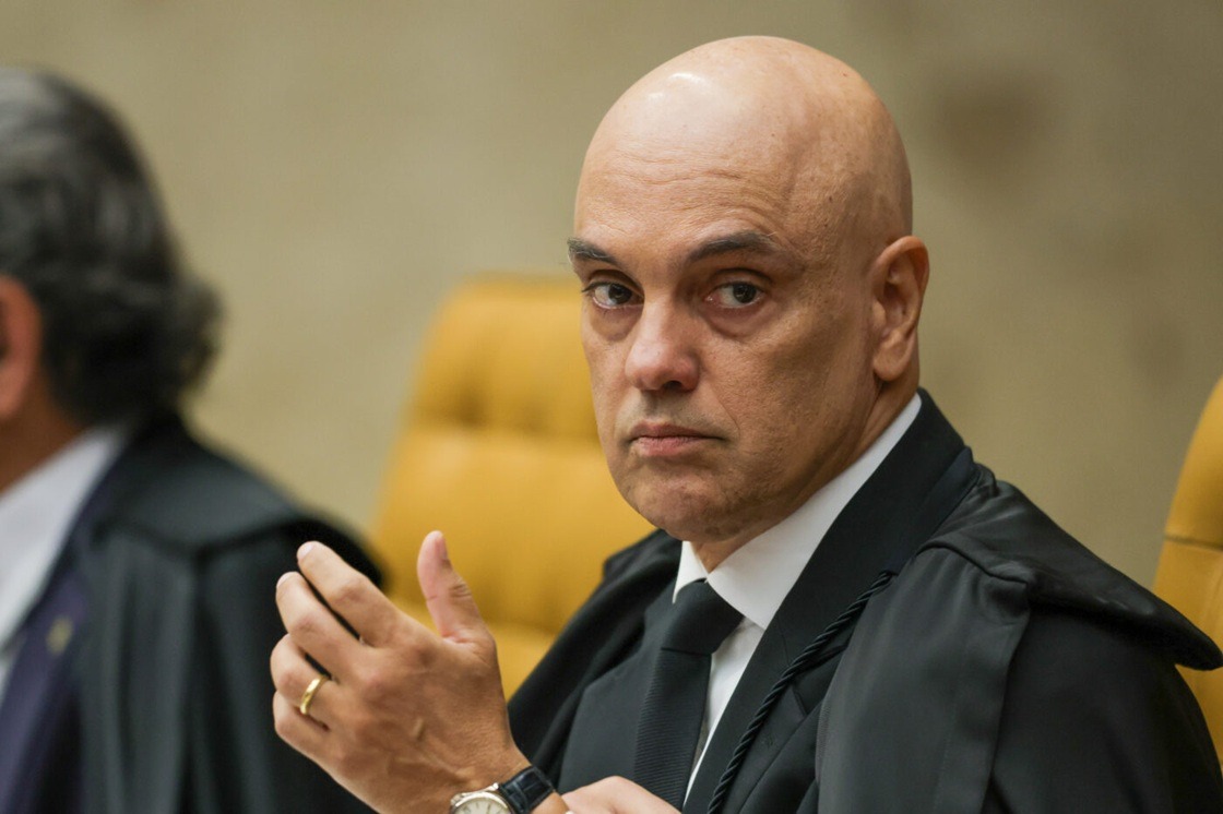 Conselheiro de Trump diz que não vai “desistir até Moraes ser preso”