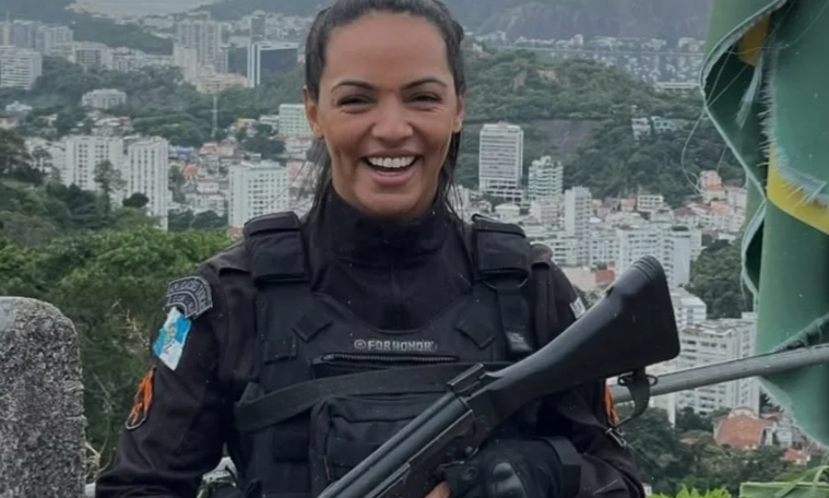 PM influenciadora desafia professora e viraliza após operação no Rio