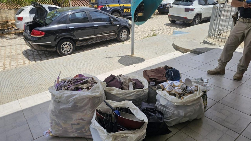 Trio suspeito de furtar shopping em Natal é preso na BR-304 em Mossoró