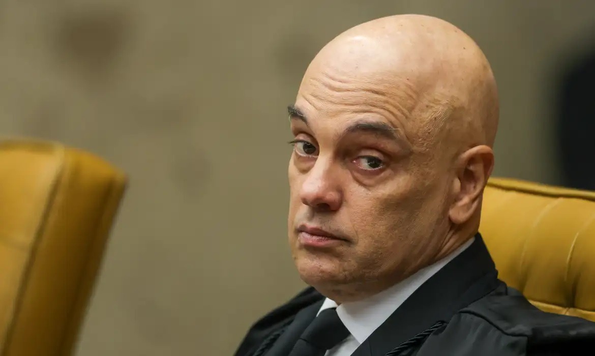 Dono do banco Master em conexões com família de Moraes, Temer e ministro Lewandowski