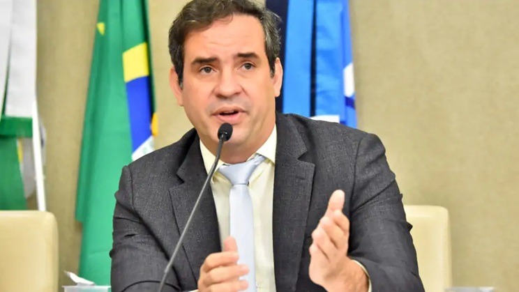 Secretário revela que “é uma possibilidade” Fátima Bezerra permanecer no governo