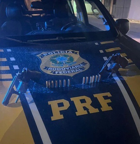 PRF prende dupla armada e impede assalto na BR-226, em Natal