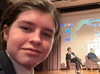 Geniozinho de 15 anos tem doutorado em física quântica e quer criar super-humanos